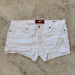 Lucky 🍀 brand shorts